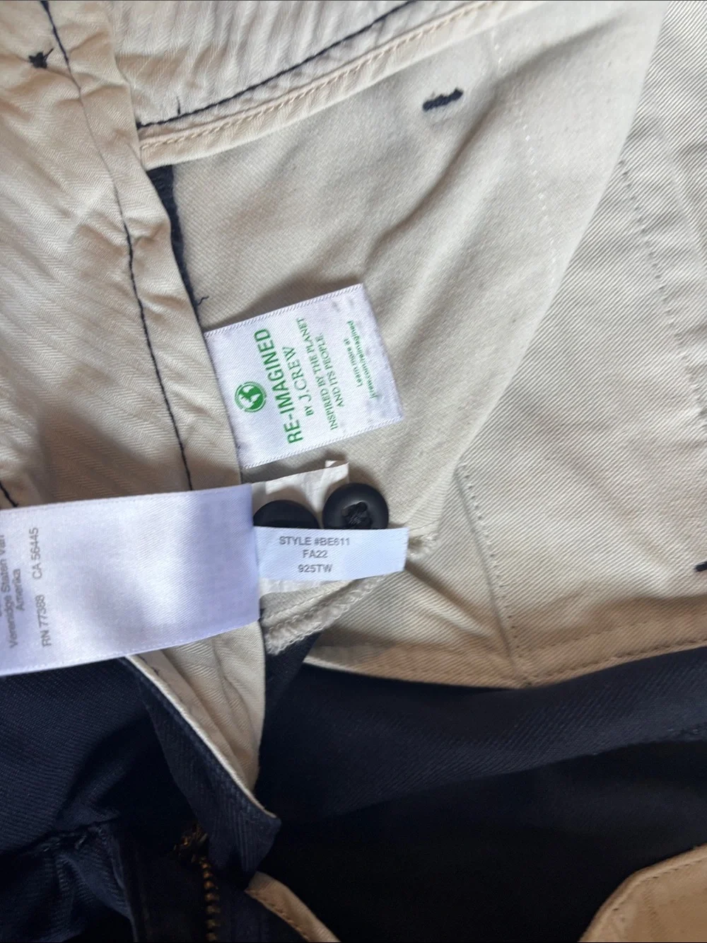 J. Crew Classic Fit Navy Blue Chino Pants 32x32 BE611